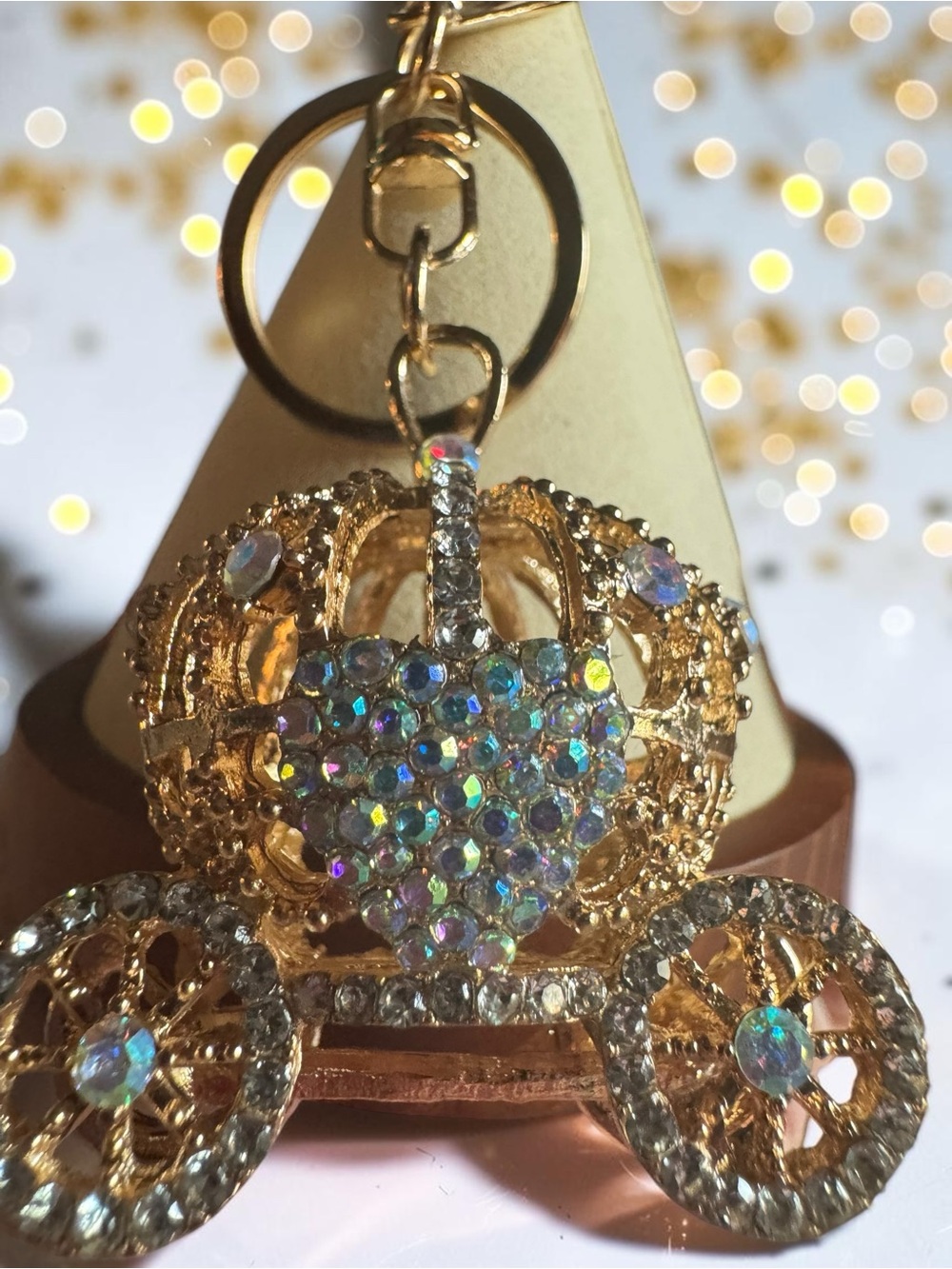 Crystal Carriage Keychain Charm - NIP - Picture 3 of 5